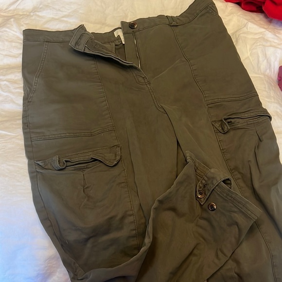 Pants - H&M Cargo Pants
